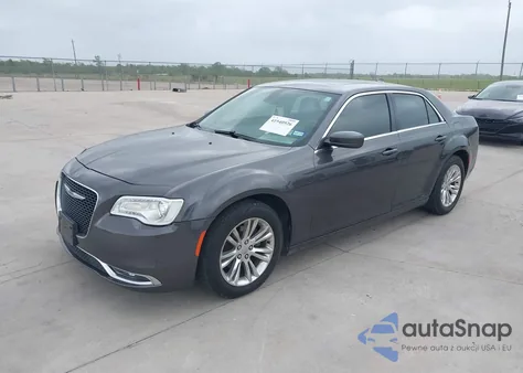2018 Chrysler 300 Touring L из США, поврежденный, VIN 2C3CCAAG2JH320640